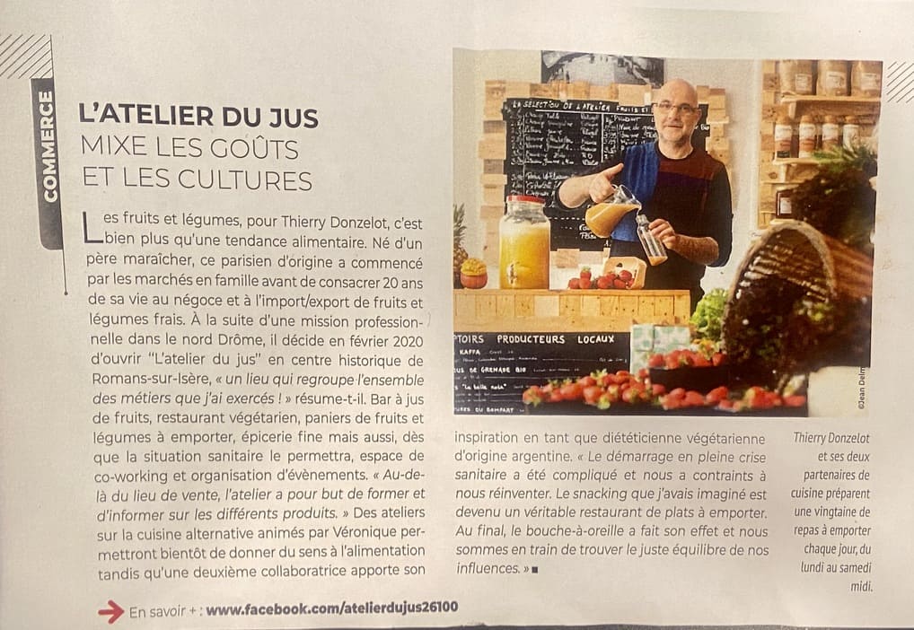L'Atelier du Jus - Thierry Donzelot préparant des jus de fruits frais